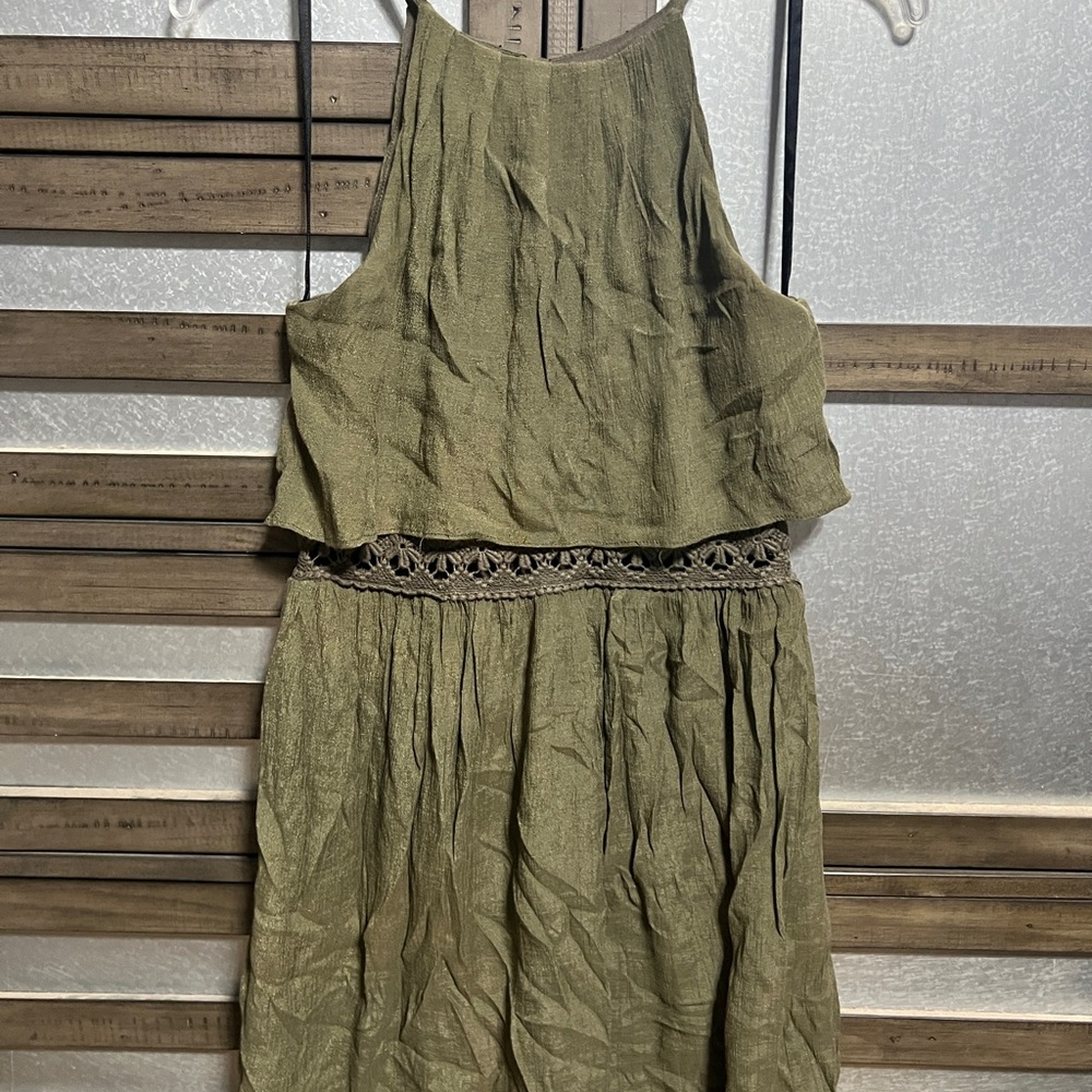 BCX Olive Dress, open lace “belt”
